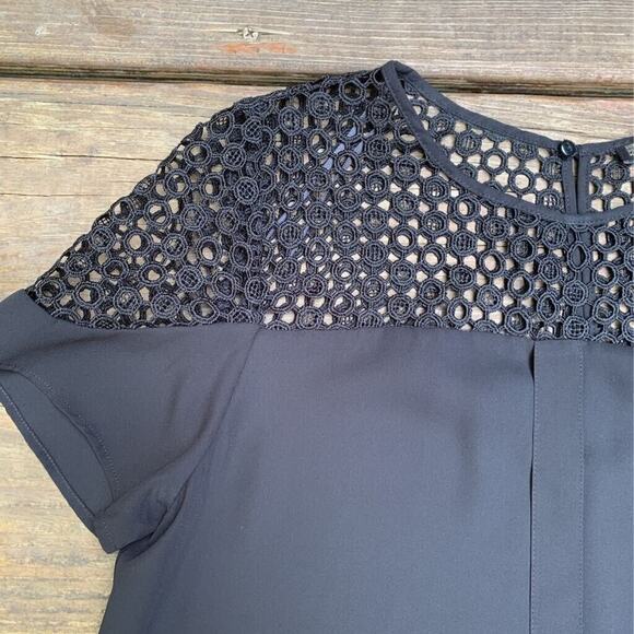 Zara Womens Blouse Black Short Sleeve Scoop Neck Keyhole Back Crochet S - Picture 2 of 8